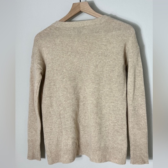 EUC J. Crew 100% Wool Sweater With Bling Stripe On Sides Size XXS. - Picture 8 of 8